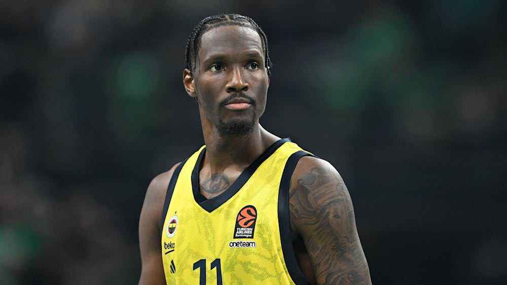 Überraschende wendung: euroleague-champion hayes-davis zu panathinaikos athen