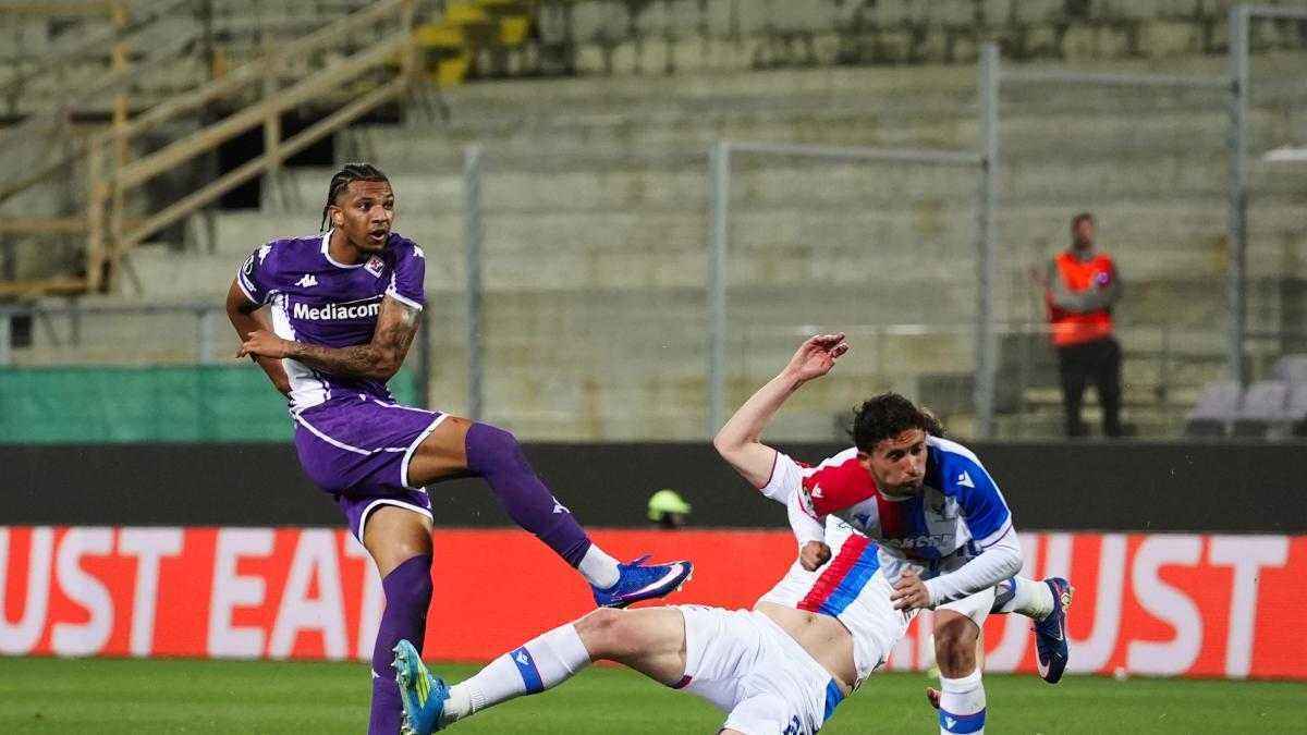 Überraschung in florenz: mandragora dominiert das mittelfeld, sarr trifft!