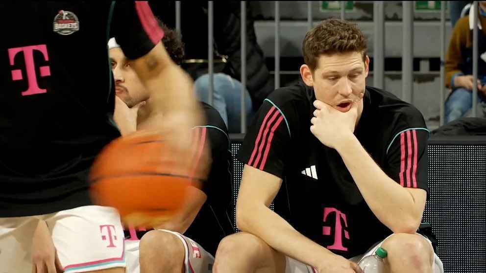 Uhren-GAU bei BBL-Spiel! Spiel startet mit unglaublichen 47 Minuten Verspätung!
