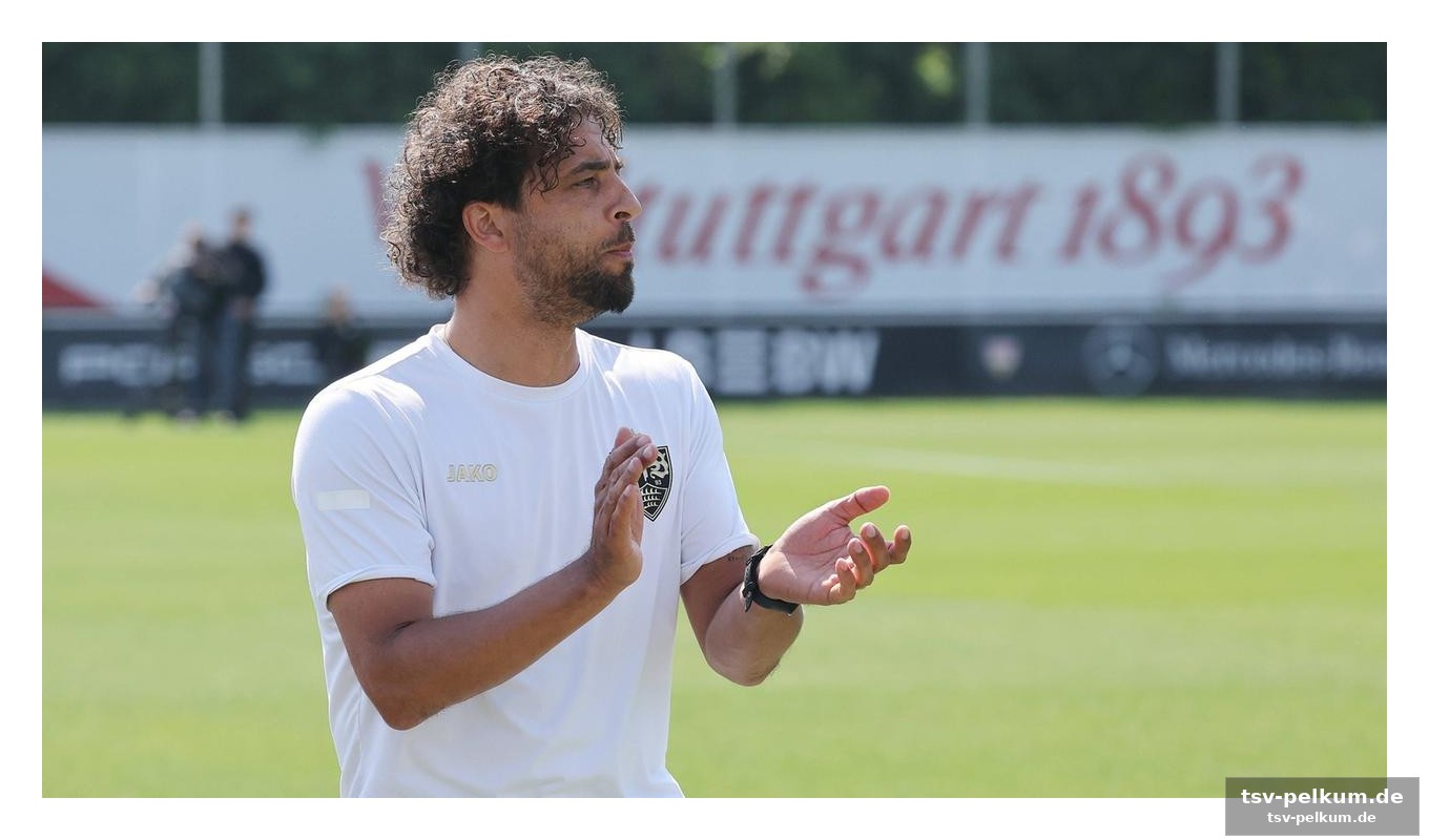 Ein junger trainer mit großer erfahrung