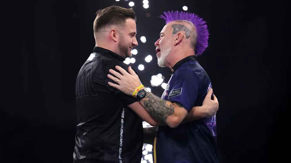 Unglaublich! Deutscher Darts-Star schlägt zweimaligen Weltmeister – Die Sensation!