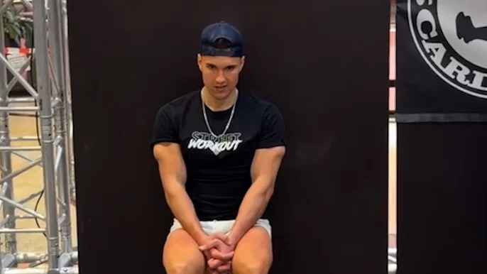 Unglaubliche ausdauer: daniel krobath knackt wallsit-weltrekord