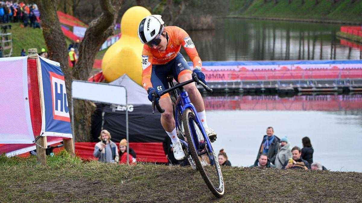 Unglaubliche szene bei der cyclocross-wm: belgische meisterin disqualifiziert – was wirklich geschah!
