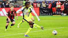 unglaubliches spiel! bvb und frankfurt schenken bundesliga-start ein dramatisches 3:3