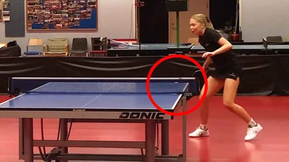 Unglaubliches tischtennis: trickshot-experte fordert schwedische meisterin heraus