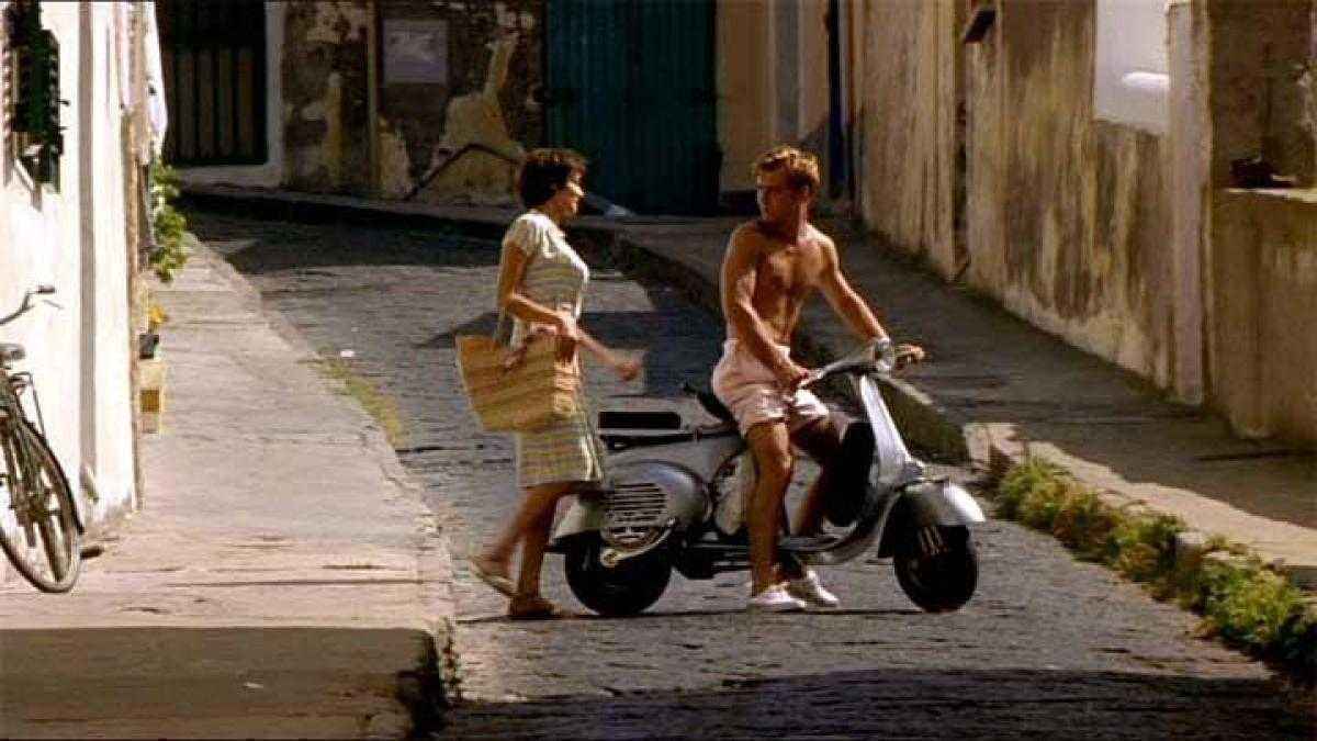 Vespa feiert 80. geburtstag: hollywood-star auf zwei rädern!