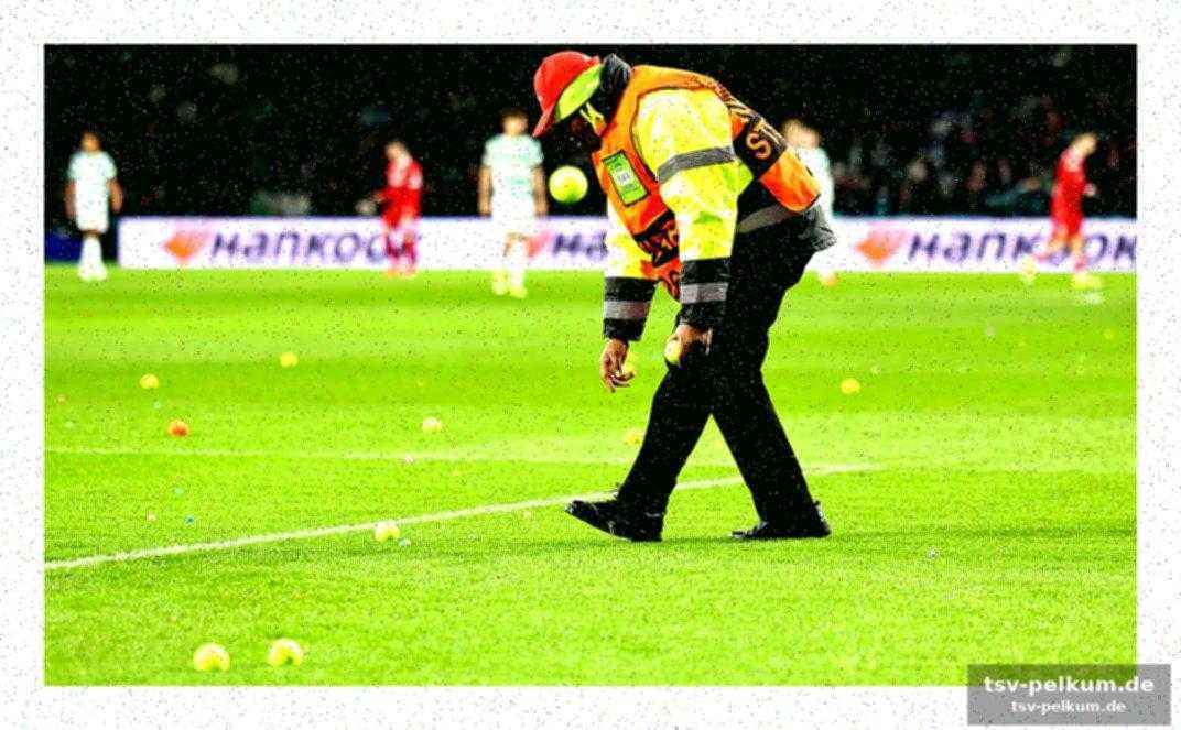 Protest der celtic-ultras und spielunterbrechung
