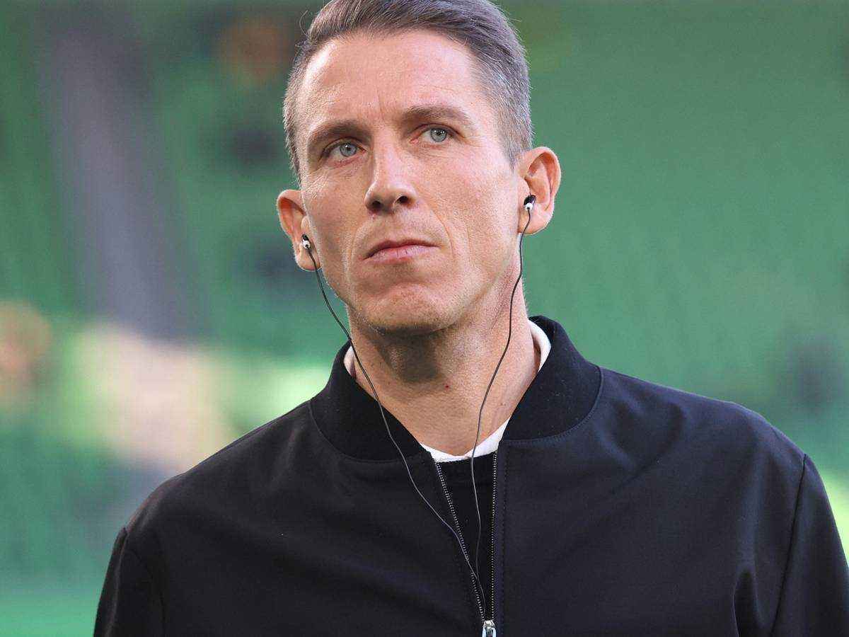 Vfl wolfsburg: trainer daniel bauer erhält trotz krise das vertrauen