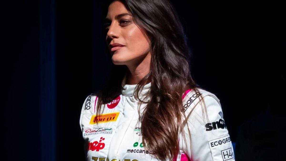Vicky piria steigt aus dem tv-kommentar direkt in die ferrari 296 challenge
