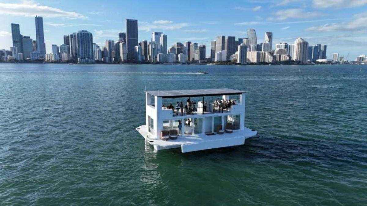 Villa 50: das schwimmende penthouse, das miami elektrisiert