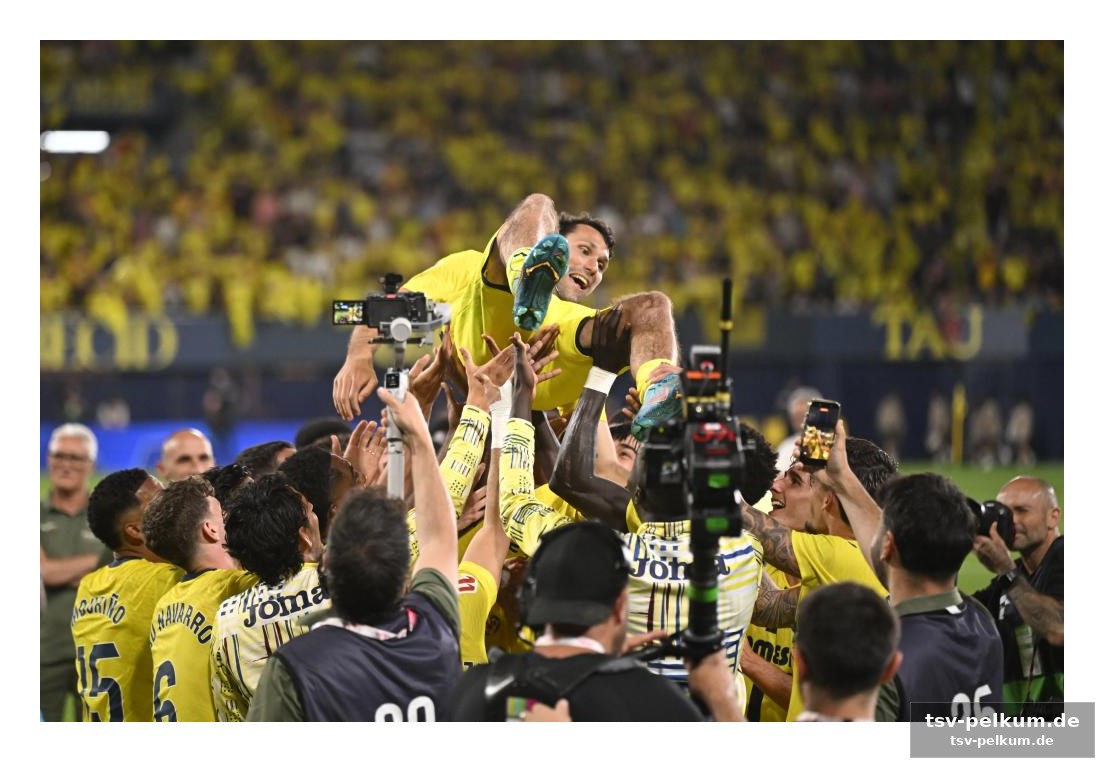 Champions-league-party und feuerwerk