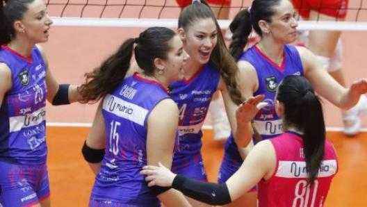 Volleyball a1 frauen: playoff-felder stehen fest – novara noch knapp dabei