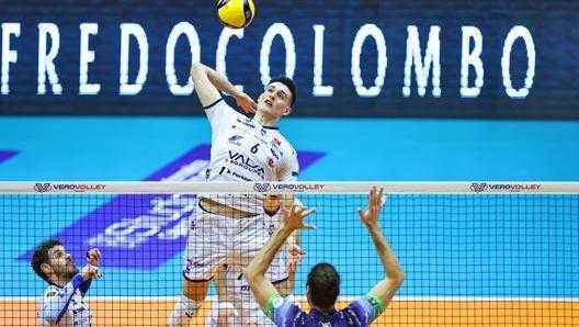 Volleyball-spannung steigt: modena und itas gleichauf – lube kämpft sich durch