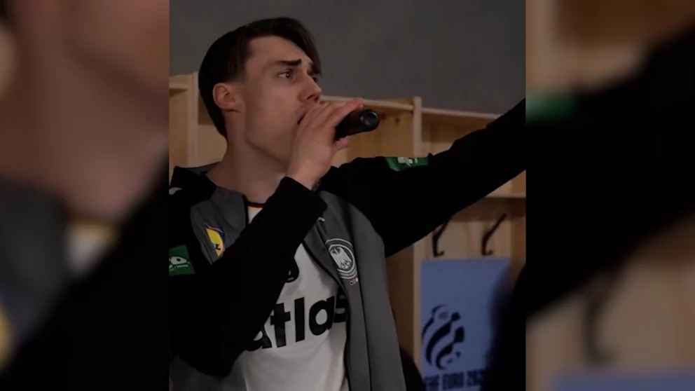 Wahnsinn! deutsche handball-helden im finale – so tickt die kabinenparty!