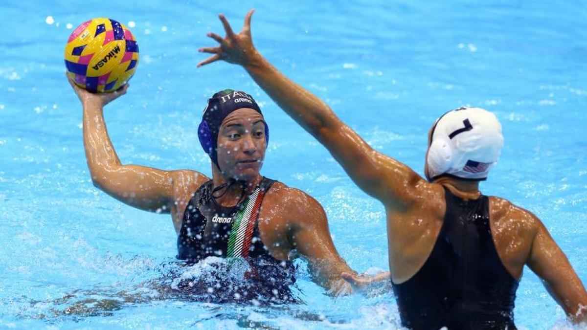 Wasserball: mirarchi-debüt in rotterdam – setterosa zeigt erste hoffnungsschimmer!