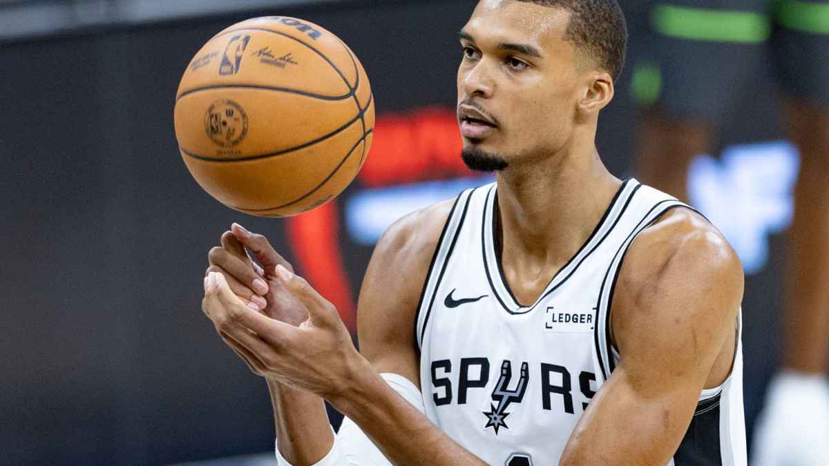 Wemby demoliert timberwolves: spurs gleicht die serie aus!