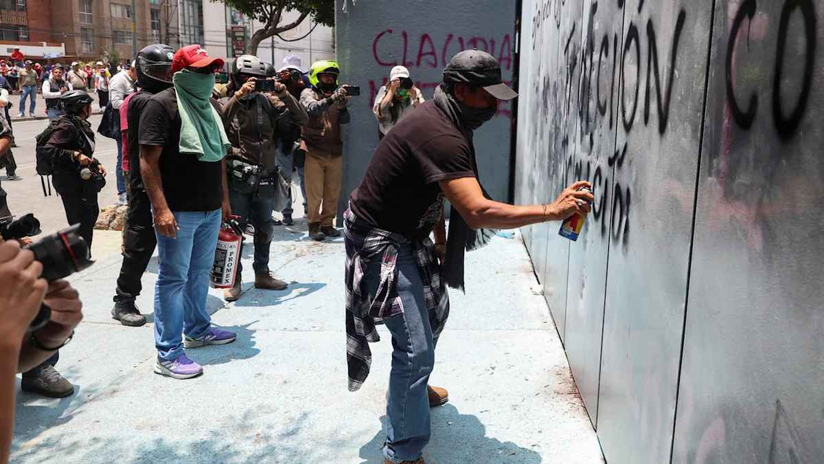 Wm-chaos in mexiko: lehrerproteste drohen dem turnier!