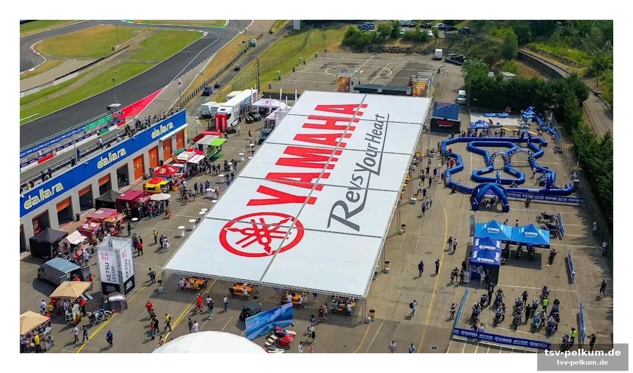 Testrunden, stunts und superbike-stars