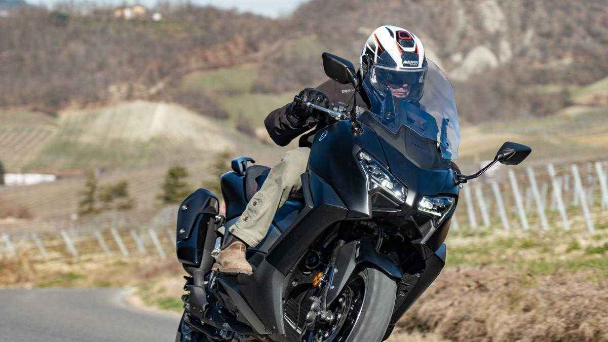 Yamaha tmax 560 25th anniversary: das original feiert sich selbst