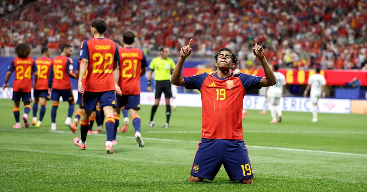 Yamal entzaubert saudi-arabien und rettet spaniens traum vom titel