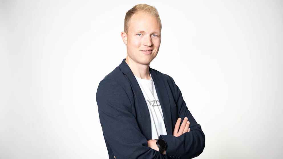 Yannick hüber packt aus: was hinter den bvb-krisen und wm-abenteuern wirklich passiert