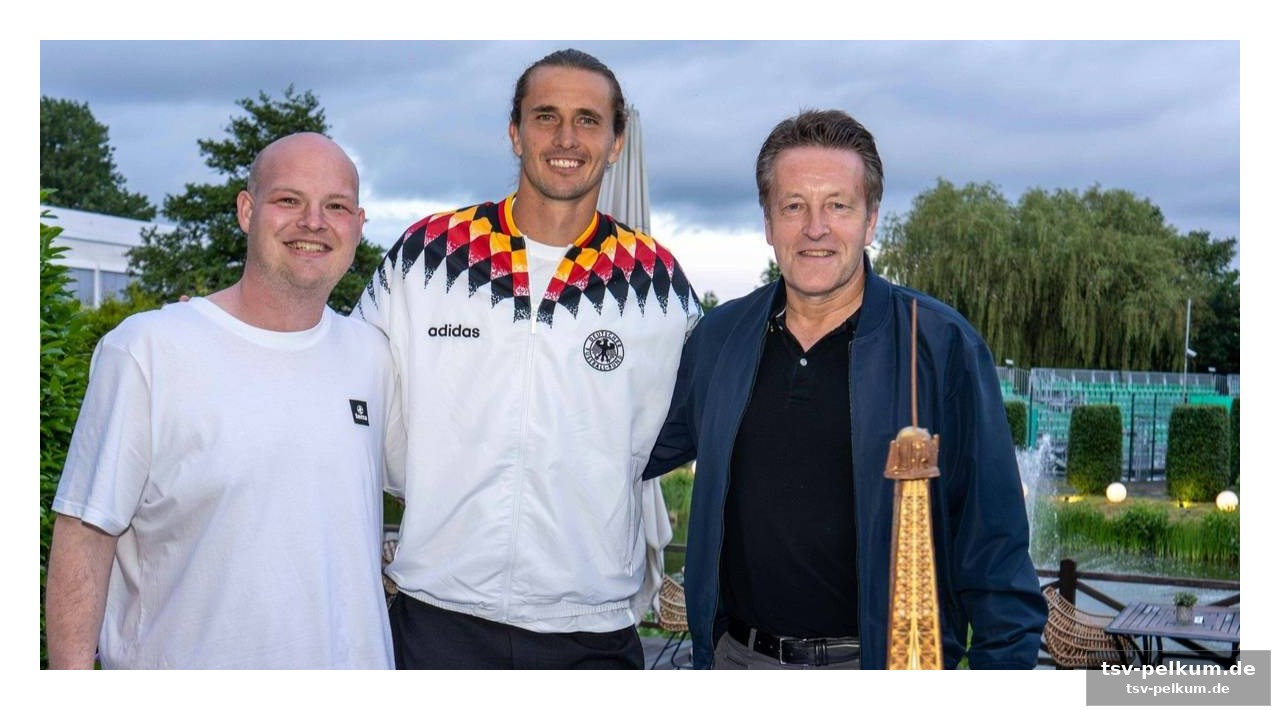 Ein trainingsanzug und ein süßer gruß aus paris